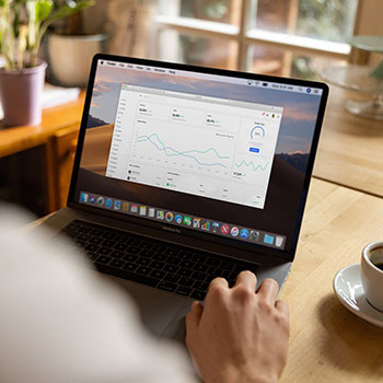 汉诺威主场战胜汉堡，取得关键胜利